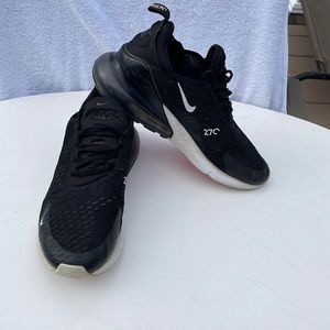 Nike Air Max 270